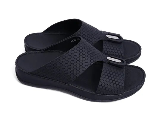 TIMELESS UNLINED HAMMERED CLASSIC ARABIC SANDALS BLACK