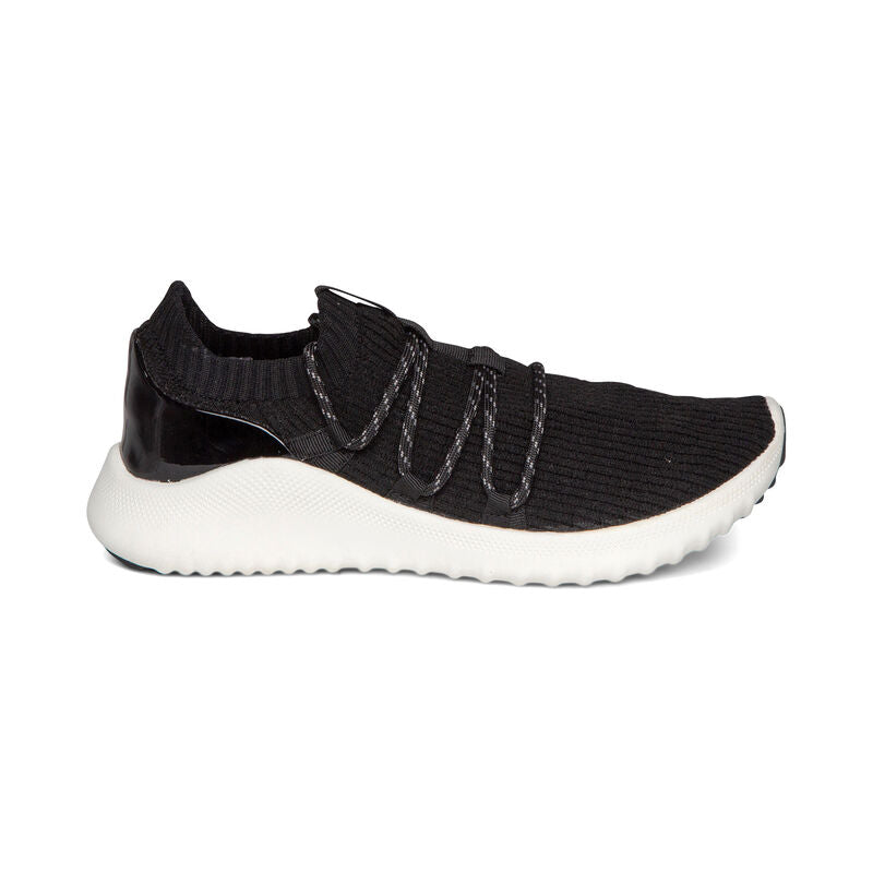 Dani Arch Support Sneakers Black - Sole Therapy