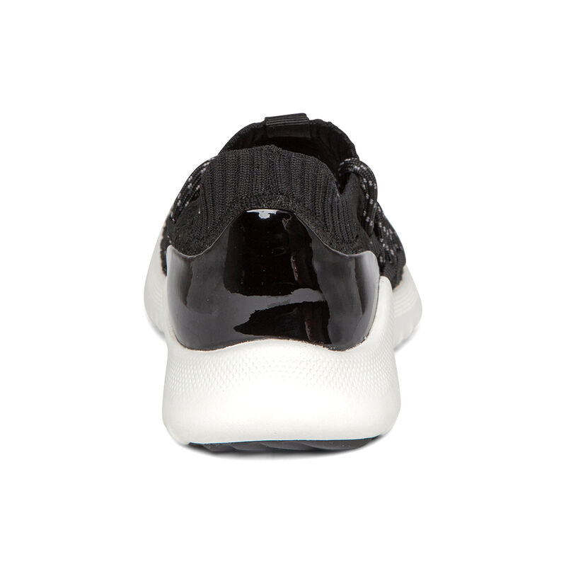 Dani Arch Support Sneakers Black - Sole Therapy