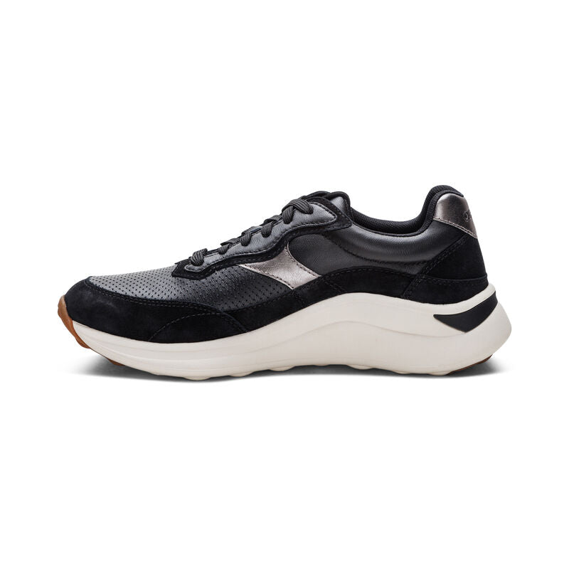 Emily Lace Up Sneakers Black - Sole Therapy