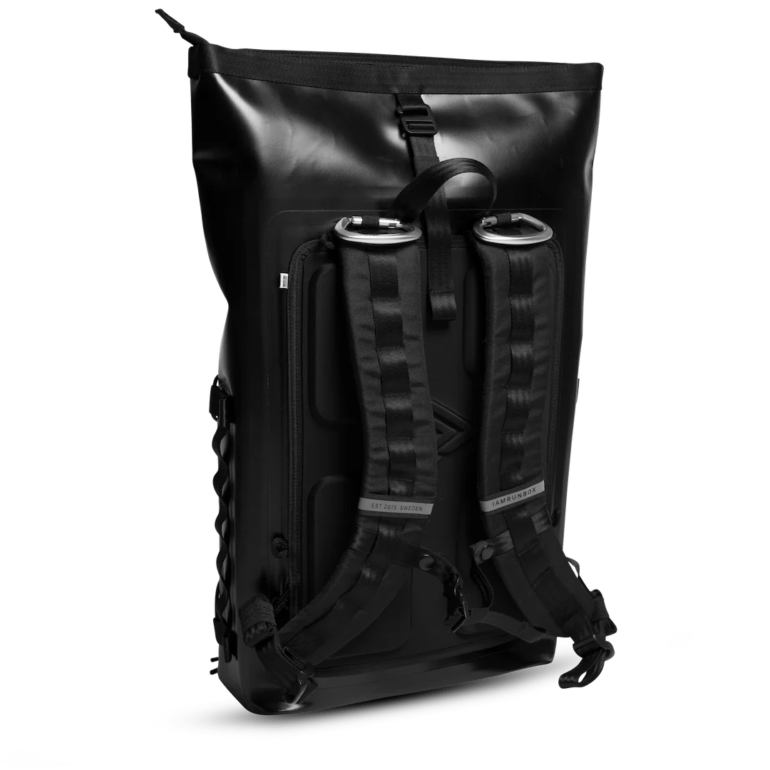 I AM RUNBOX PANNIER ROLLTOP - BLACK - Sole Therapy