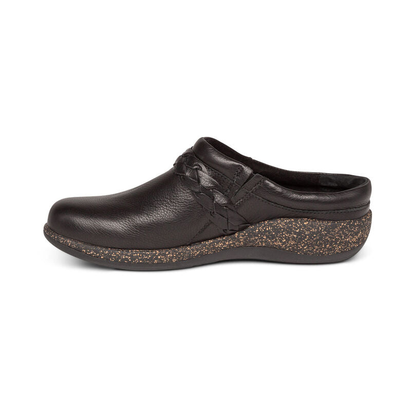 Libby Comfort Clogs Black - Sole Therapy