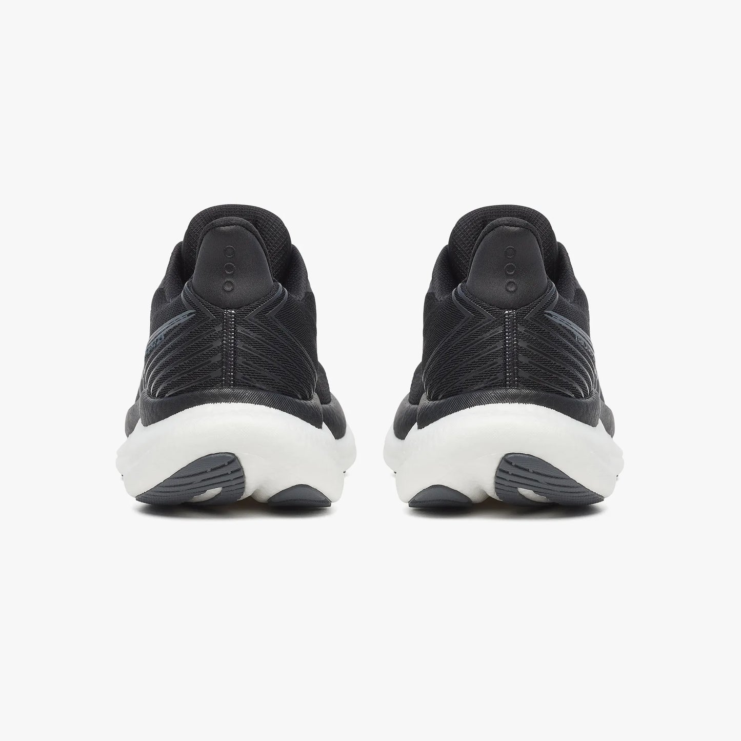 SAUCONY TRIUMPH 23 BLACK/WHITE - Sole Therapy