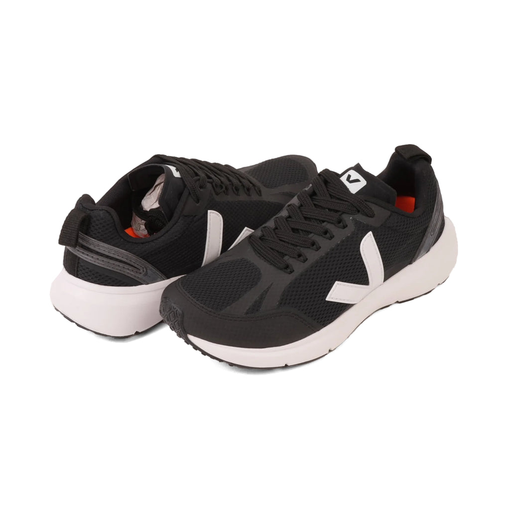 VEJA WOMENS SNEAKERS-CL0102511 BLACK WHITE - Sole Therapy