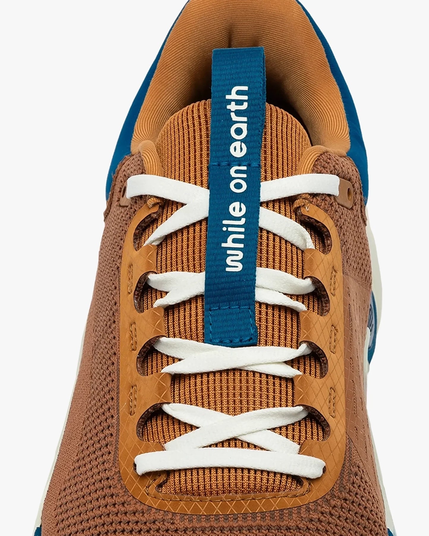 WHILE ON EARTH MOVE TRAINER BARK/OAT - Sole Therapy
