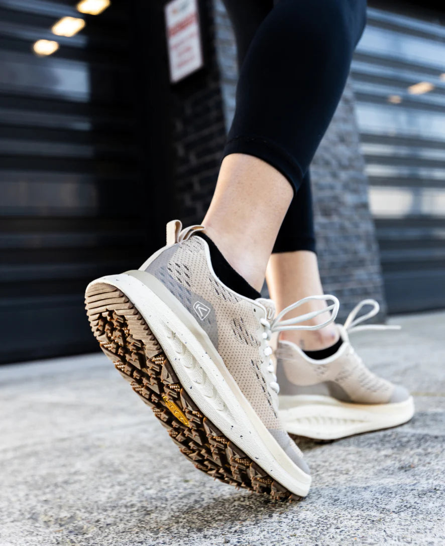 Women's WK400 Walking Shoe Tangerine - Sole Therapy