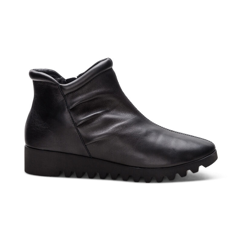 Zoey Slip-On Women Boots Black Leather - Sole Therapy