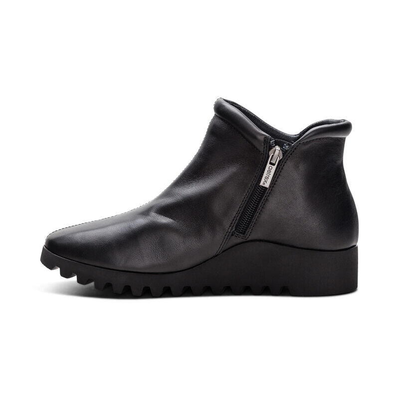 Zoey Slip-On Women Boots Black Leather - Sole Therapy