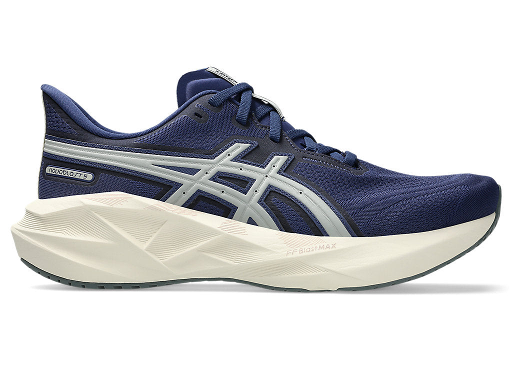 ASICS MEN SHOES NOVABLAST 5 BLACK/BLUE FADE
