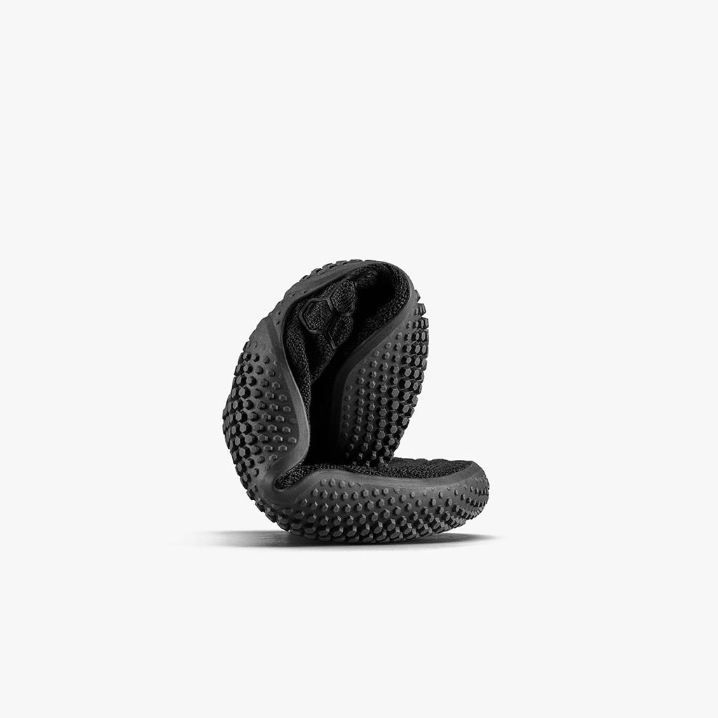 Vivobarefoot Motus Studio Sneaker Women's - Obsidian - Sole Therapy