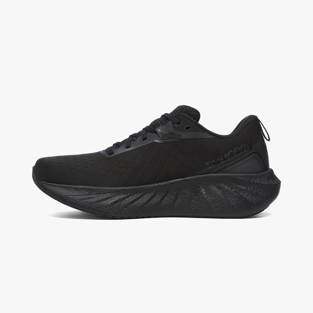 SAUCONY TRIUMPH 22 TRIPLE BLACK