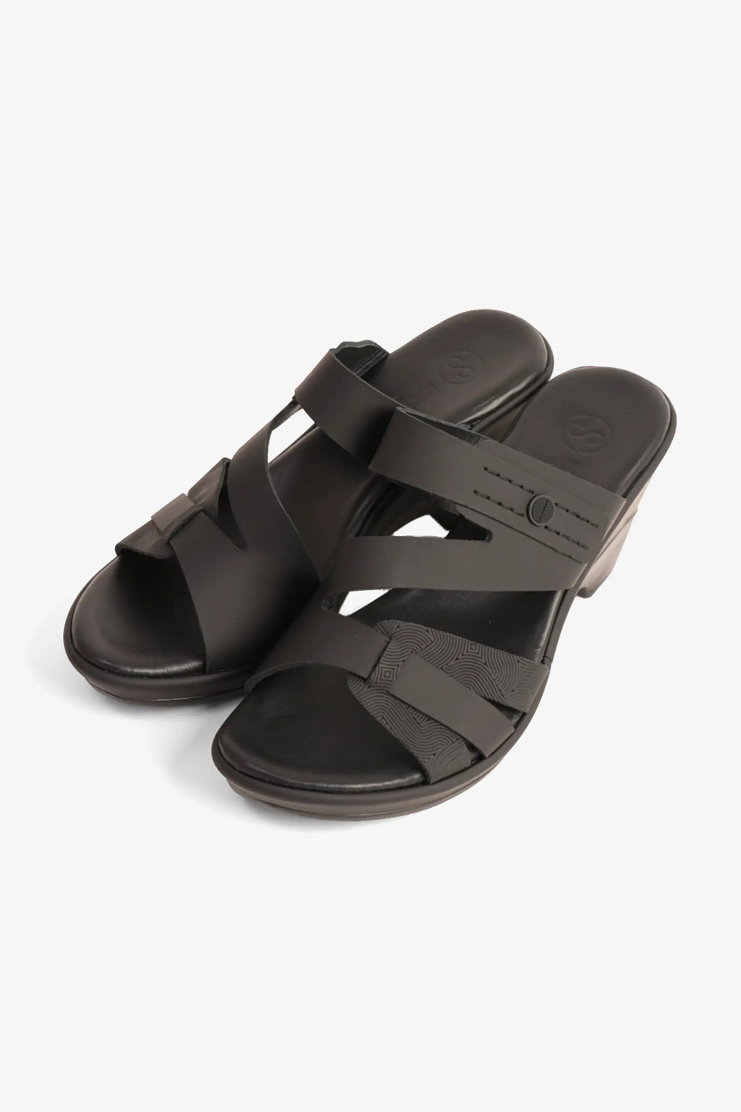 Comfort Plus Women's Leather Cut-Out Low Heel Sandals Black LSDCP9110