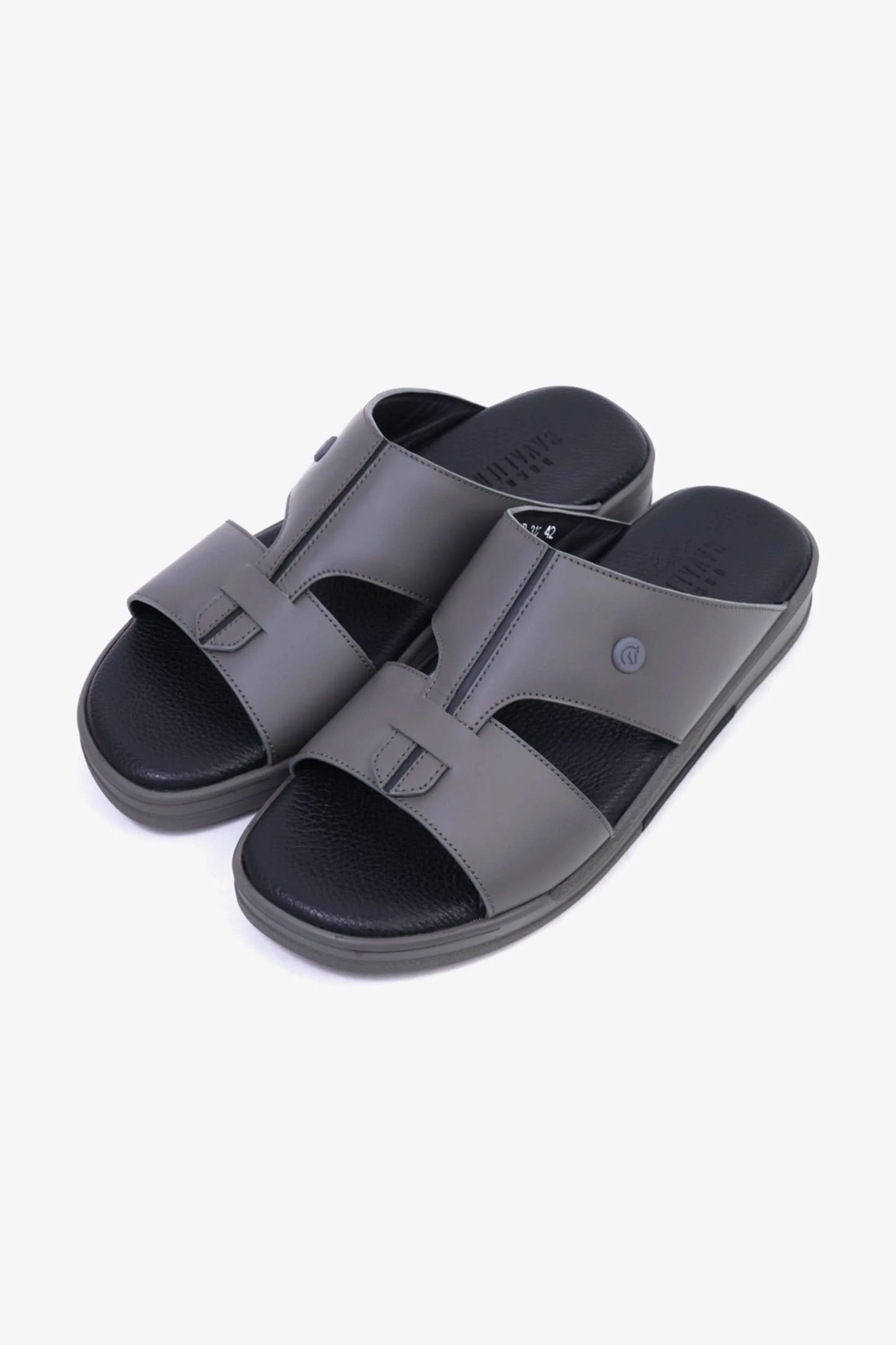 Cavalier Uomo Men's Cut-Out Leather Sandals Grey MSDCVHAR313