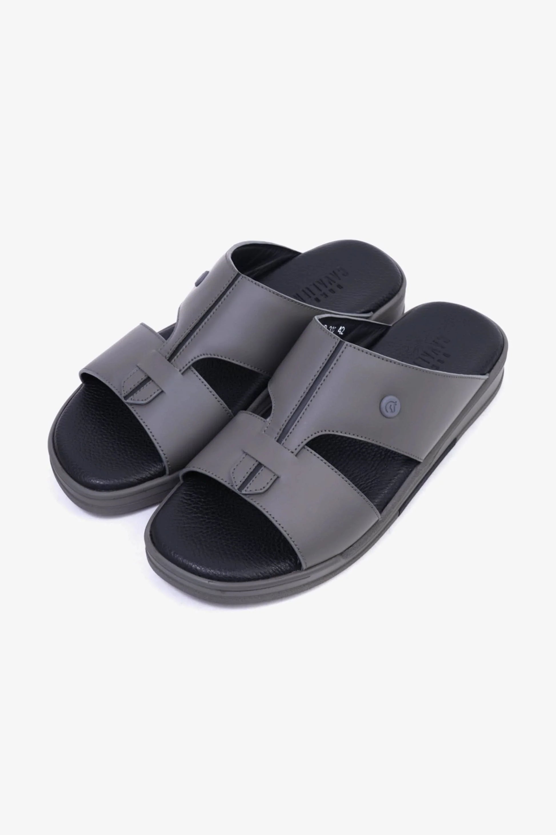 Cavalier Uomo Men's Cut-Out Leather Sandals Grey MSDCVHAR313