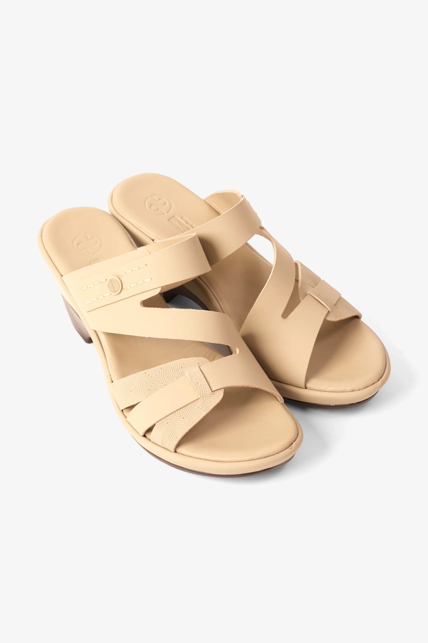 Comfort Plus Women's Leather Cut-Out Low Heel Sandals Beige LSDCP9110