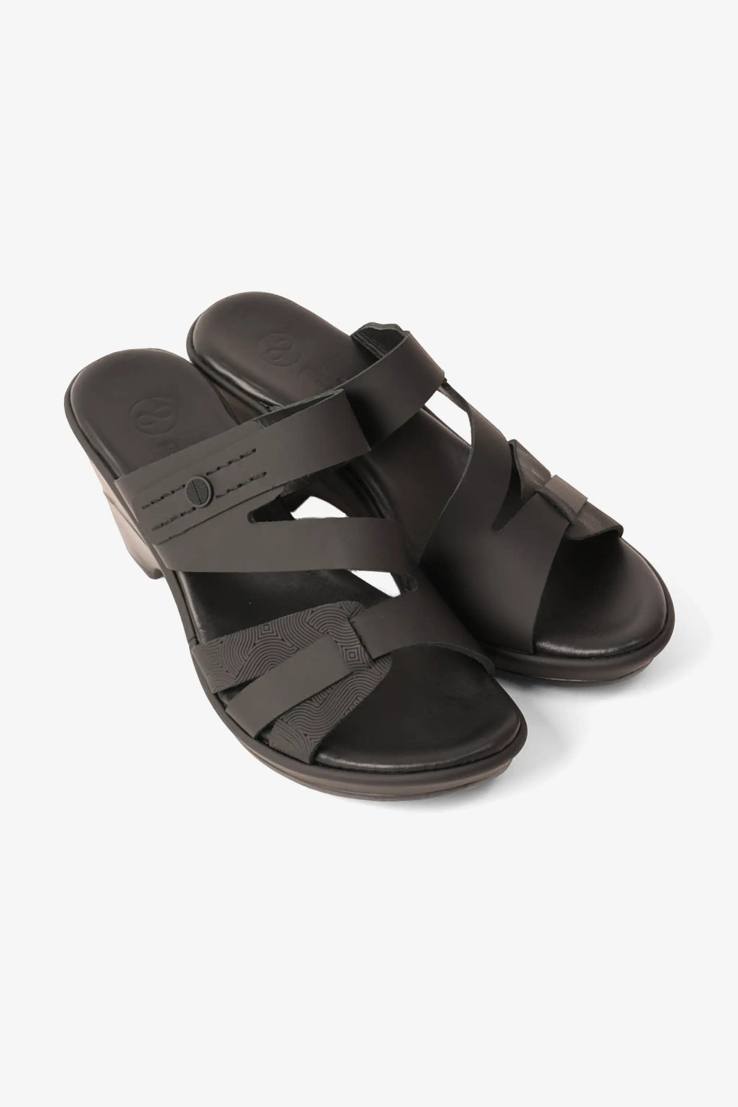 Comfort Plus Women's Leather Cut-Out Low Heel Sandals Black LSDCP9110