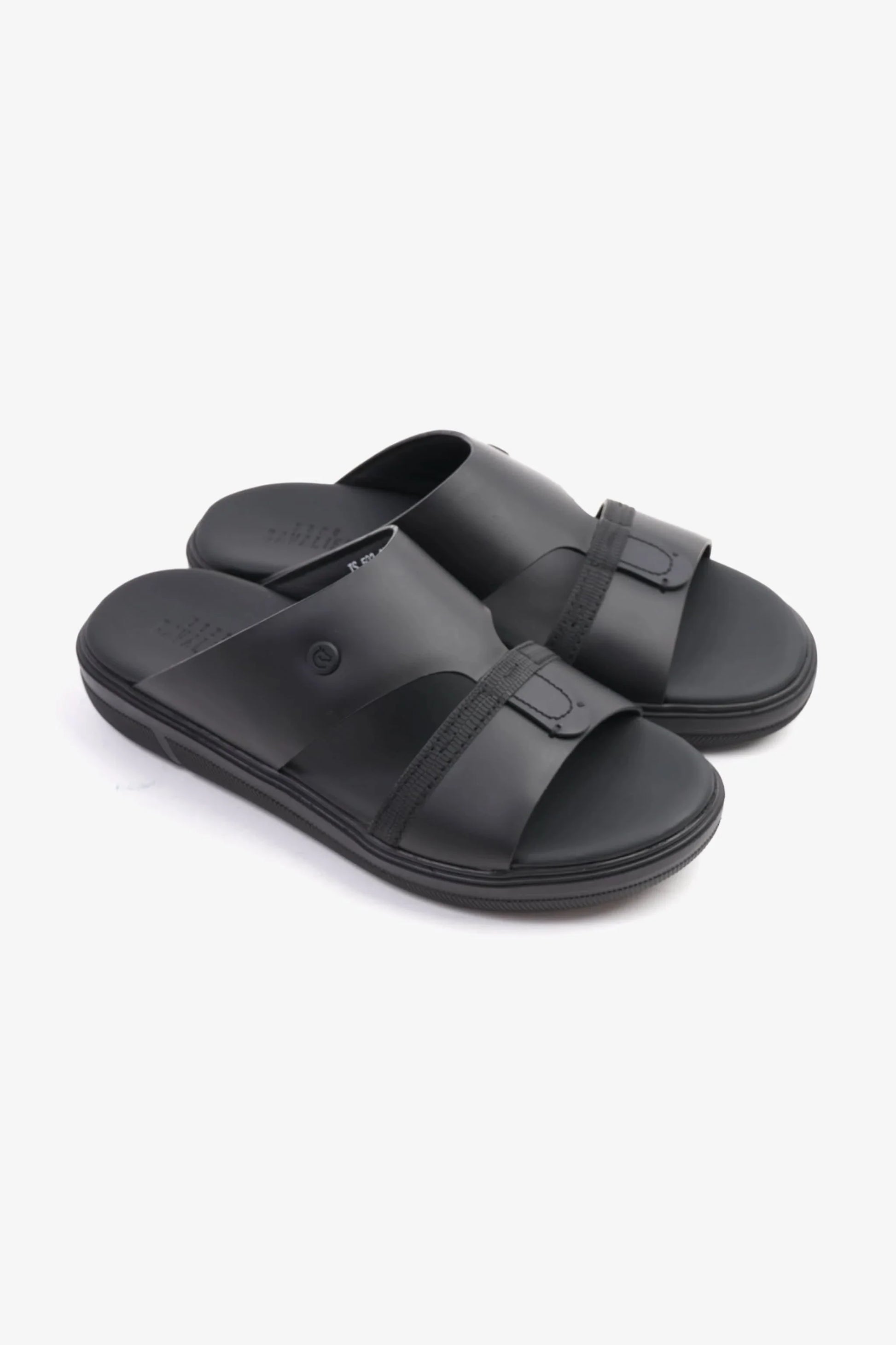Cavalier Uomo Men's Sleek Arabic Leather Sandals Black MSDCVJS502