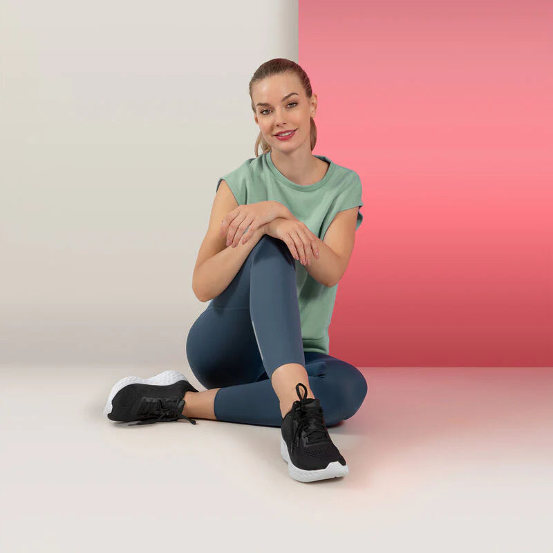 AETREX LADIES DANIKA LACE UP SPORTS SHOES WIDE  BLACK - Sole Therapy