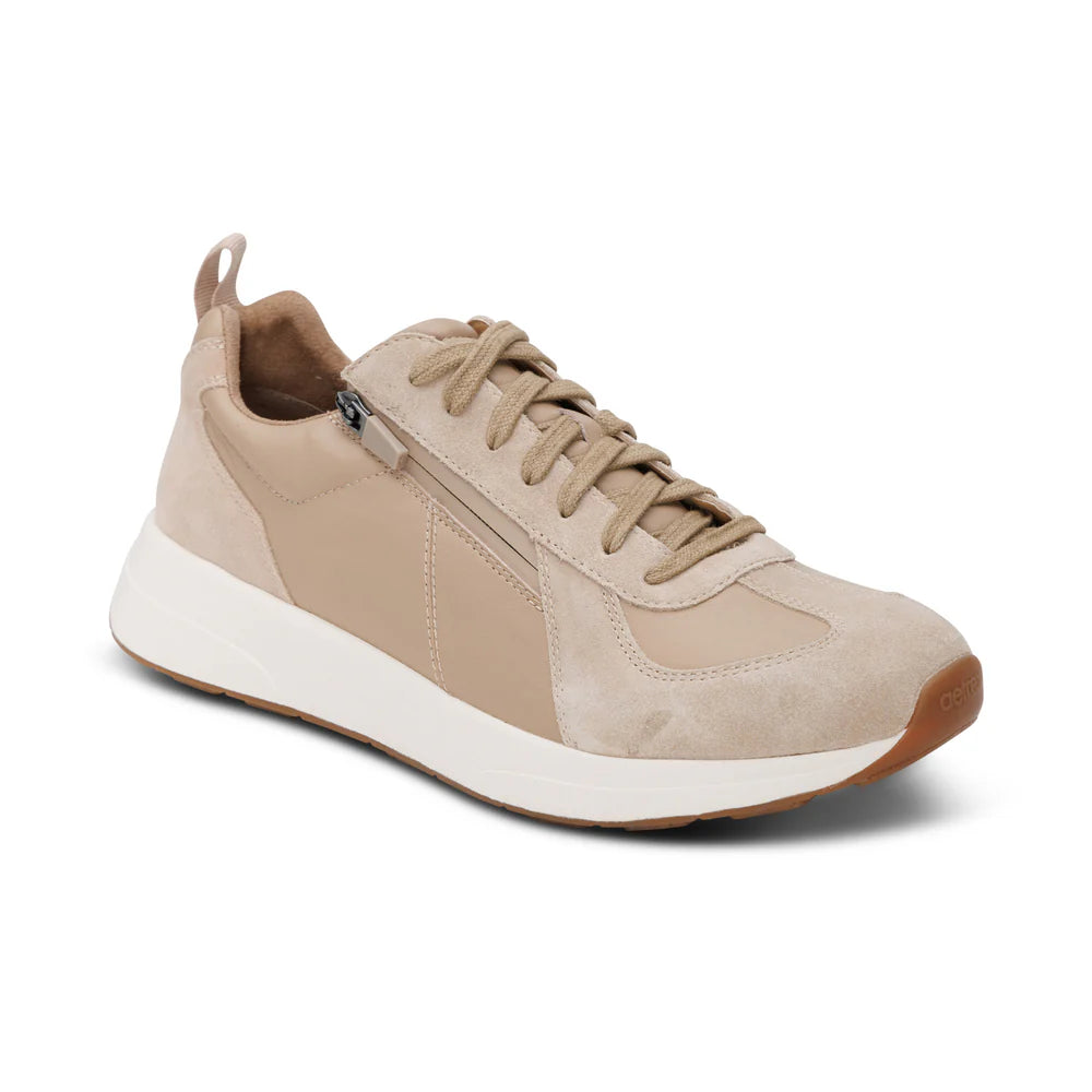AETREX MENS MILES LACE UP SNEAKERS TAN - Sole Therapy
