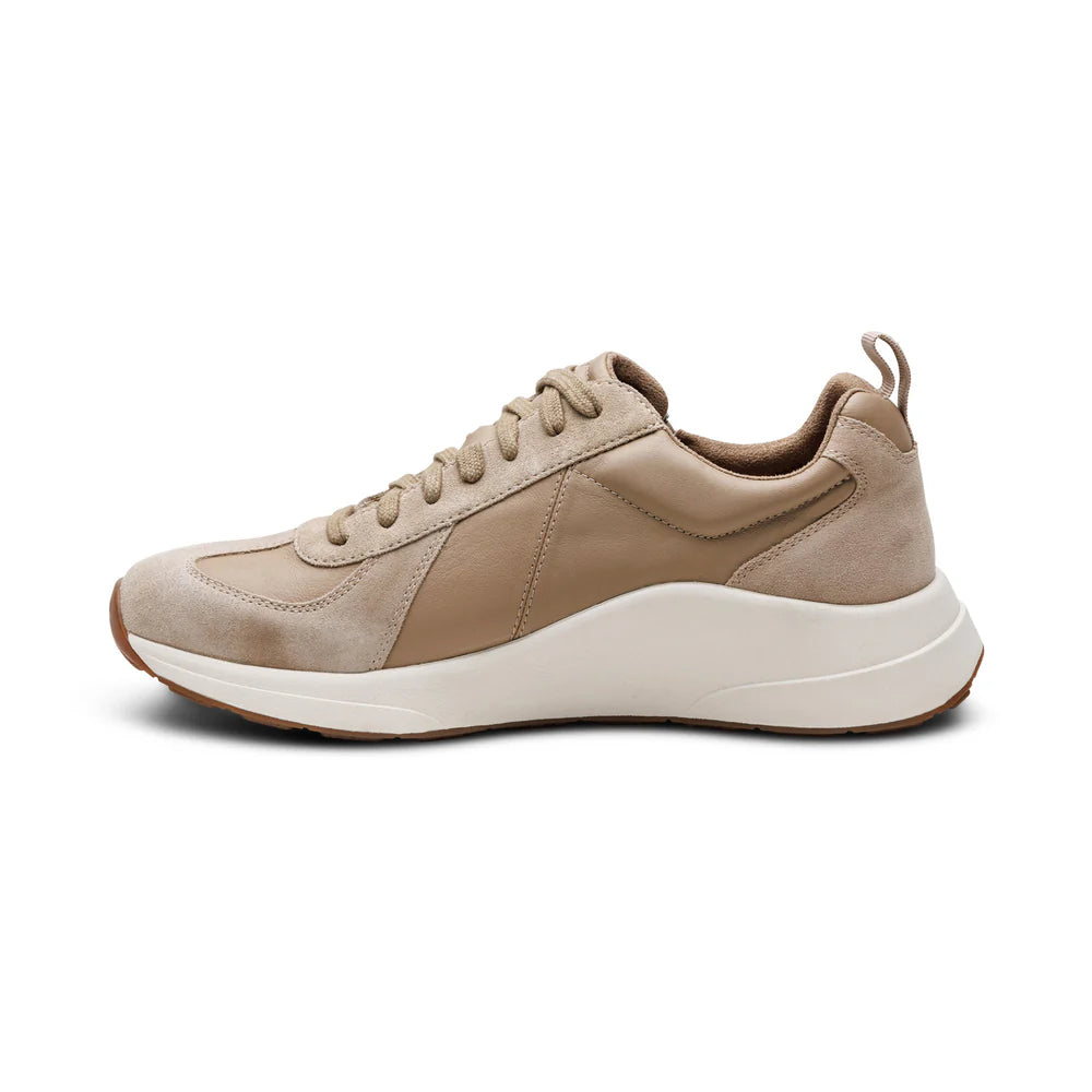 AETREX MENS MILES LACE UP SNEAKERS TAN - Sole Therapy