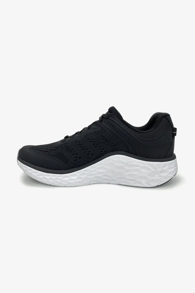 AETREX CHASE ARCH SUPPORT SNEAKERS BLACK/WHITE - Seventy7