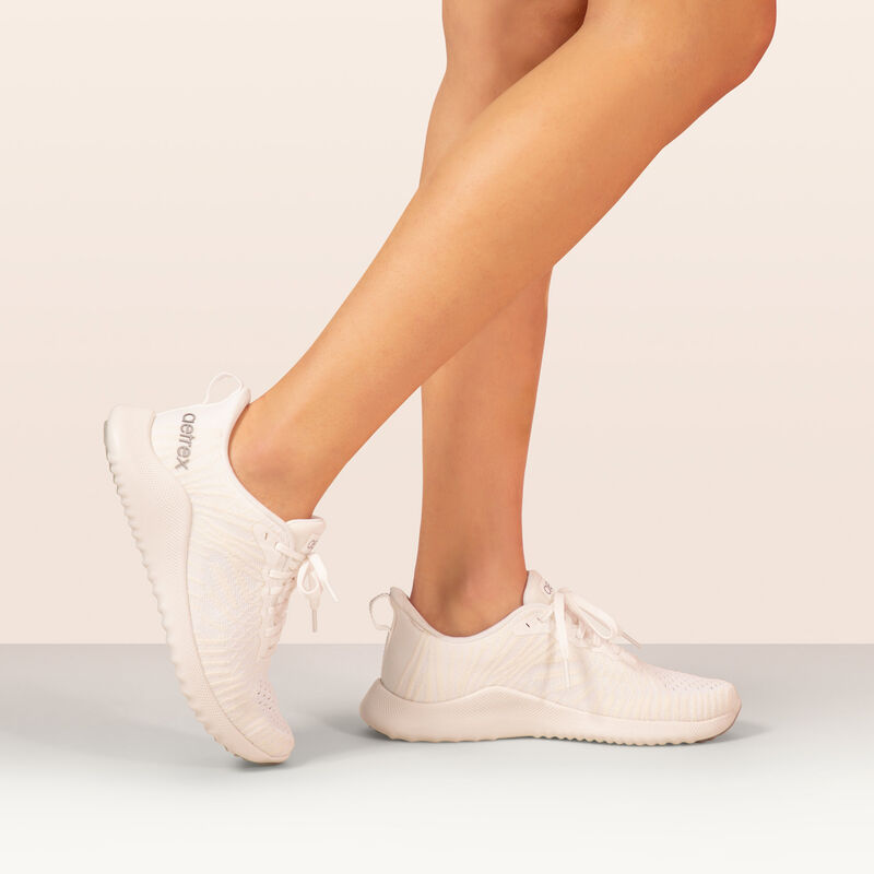 Emery Arch Support Sneakers White