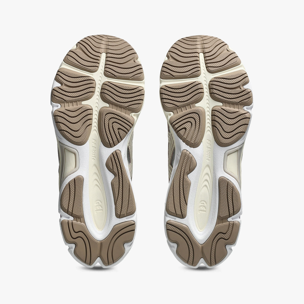 ASICS WOMEN SHOES  GEL NYC 2.0 WHITE/CREAM - Sole Therapy