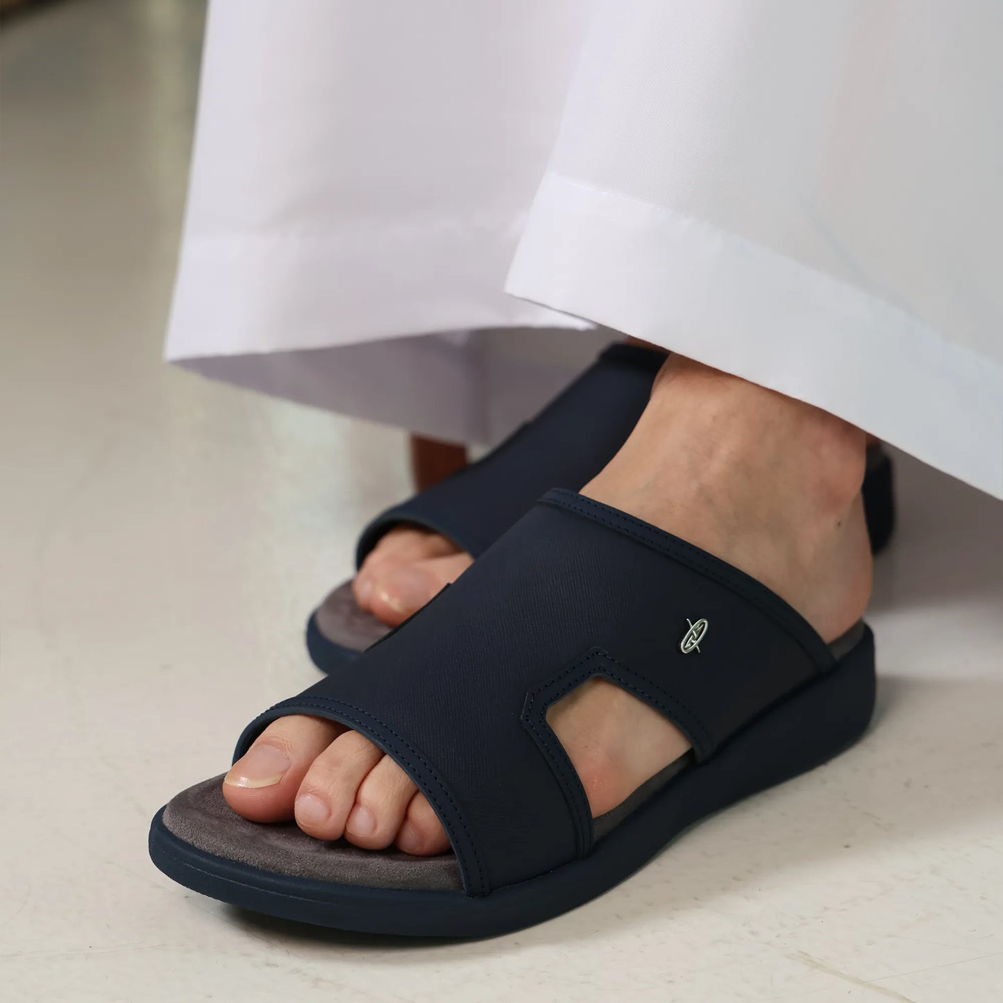 Aetrex Men's Suede Foot Bed Leather Sandals Navy - Sole Therapy