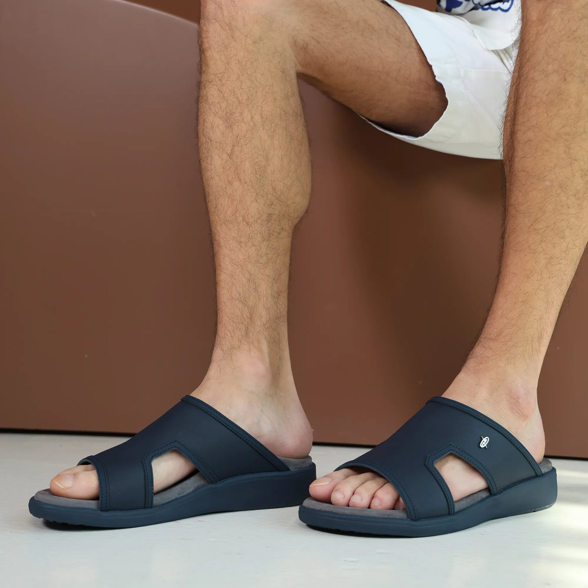 Aetrex Men's Suede Foot Bed Leather Sandals Navy - Sole Therapy