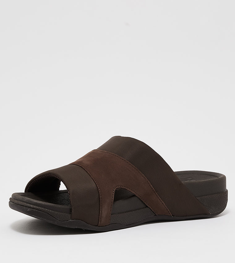 FITFLOP MENS FREEWAY III SANDALS CHOCOLATE
