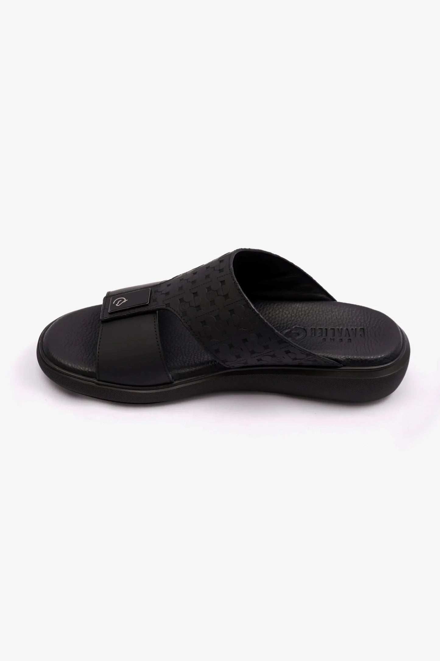 Cavalier Uomo Men's Stylish Trim Arabic Sandals Black MSDCVALP110