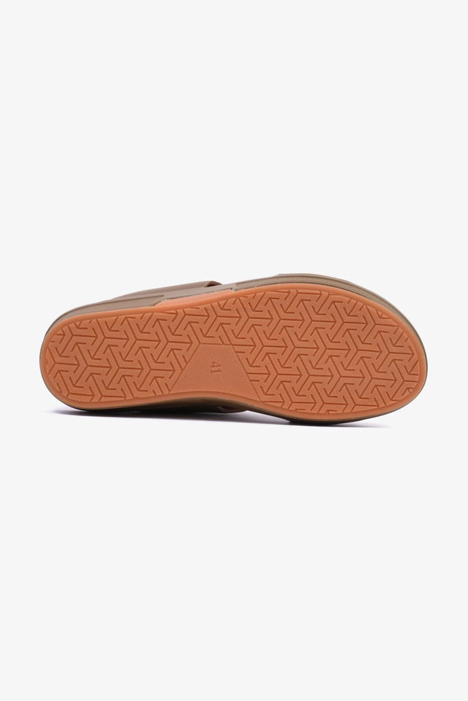 Cavalier Uomo Men's Textured Leather Sandals Mushroom MSDCVDLR201 - Sole Therapy