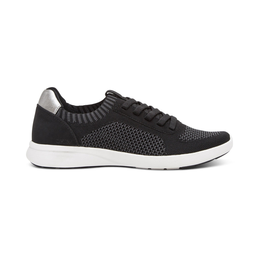 Teagan Arch Support Sneakers - Black