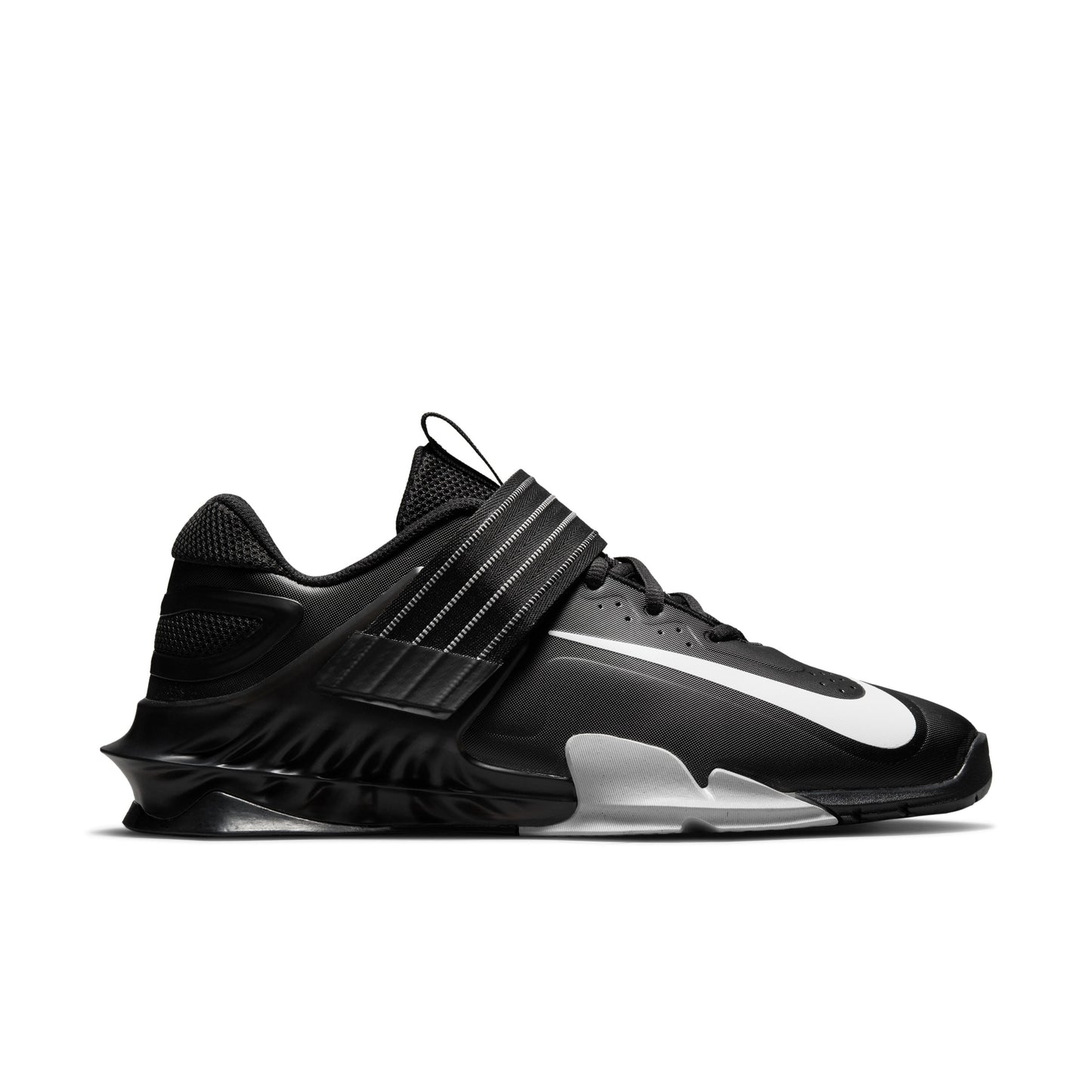 NIKE SAVALEOS
