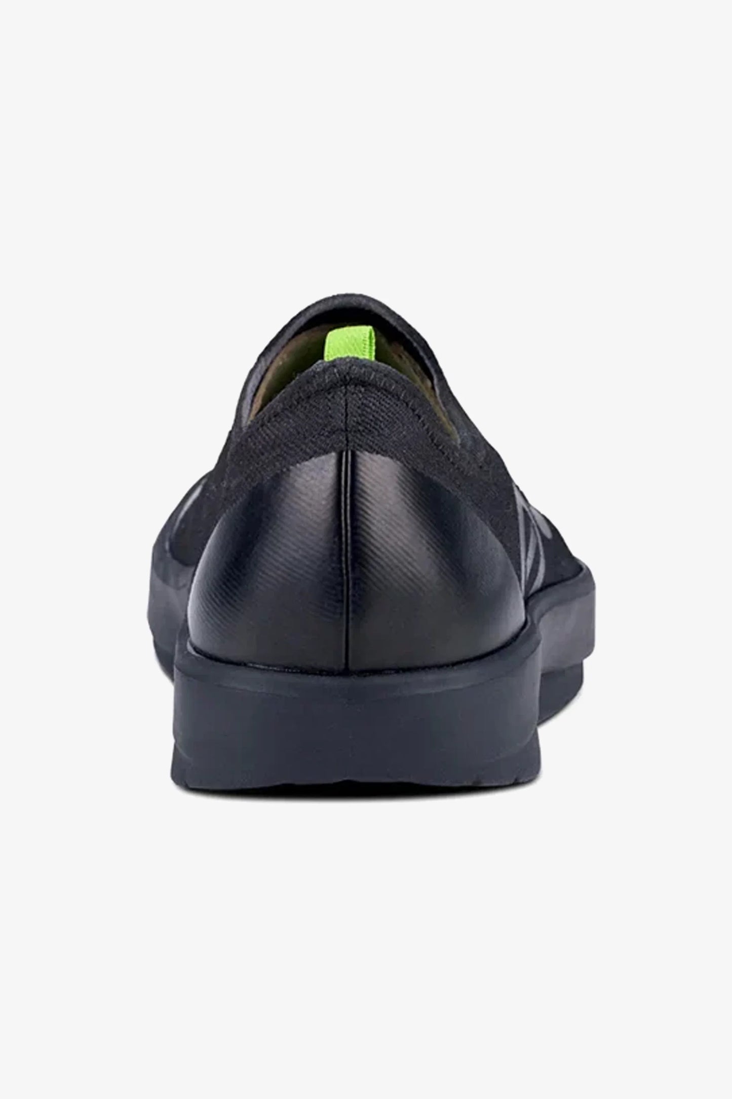 OOFOS MEN'S OOMG EEZE LOW  SHOES- BLACK - Sole Therapy