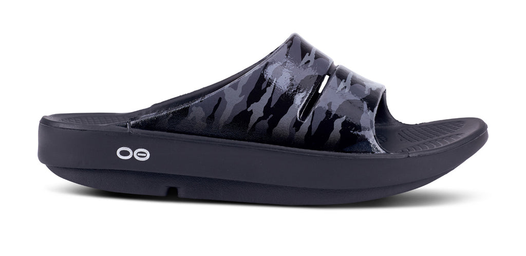OOFOS UNISEX OOAHH LIMITED SLIDE SANDALS- BLACK - Sole Therapy