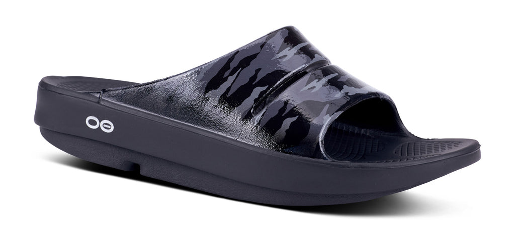 OOFOS UNISEX OOAHH LIMITED SLIDE SANDALS- BLACK - Sole Therapy