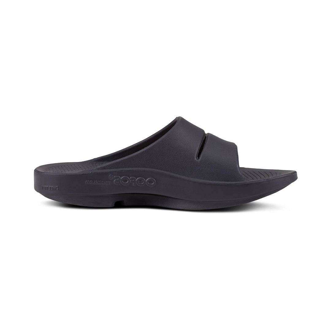 OOFOS UNISEX OOAHH SPORTS FLEX SANDALS - MATTE BLACK - Sole Therapy