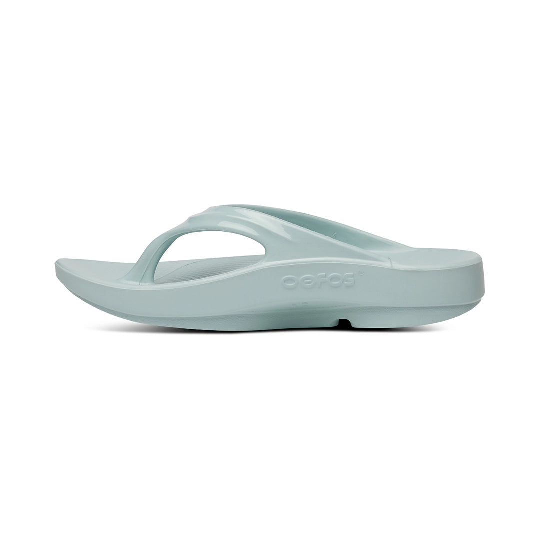 OOFOS UNISEX OOLALA THONG SPORTS SANDALS - MIST - Sole Therapy