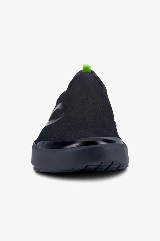 OOFOS MEN'S OOMG EEZE LOW  SHOES- BLACK - Seventy7