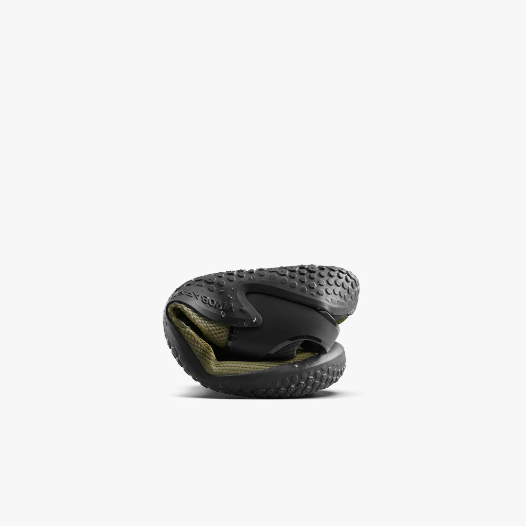 Vivobarefoot  Motus Strength Womens Forest Green Acid-Lime - Sole Therapy