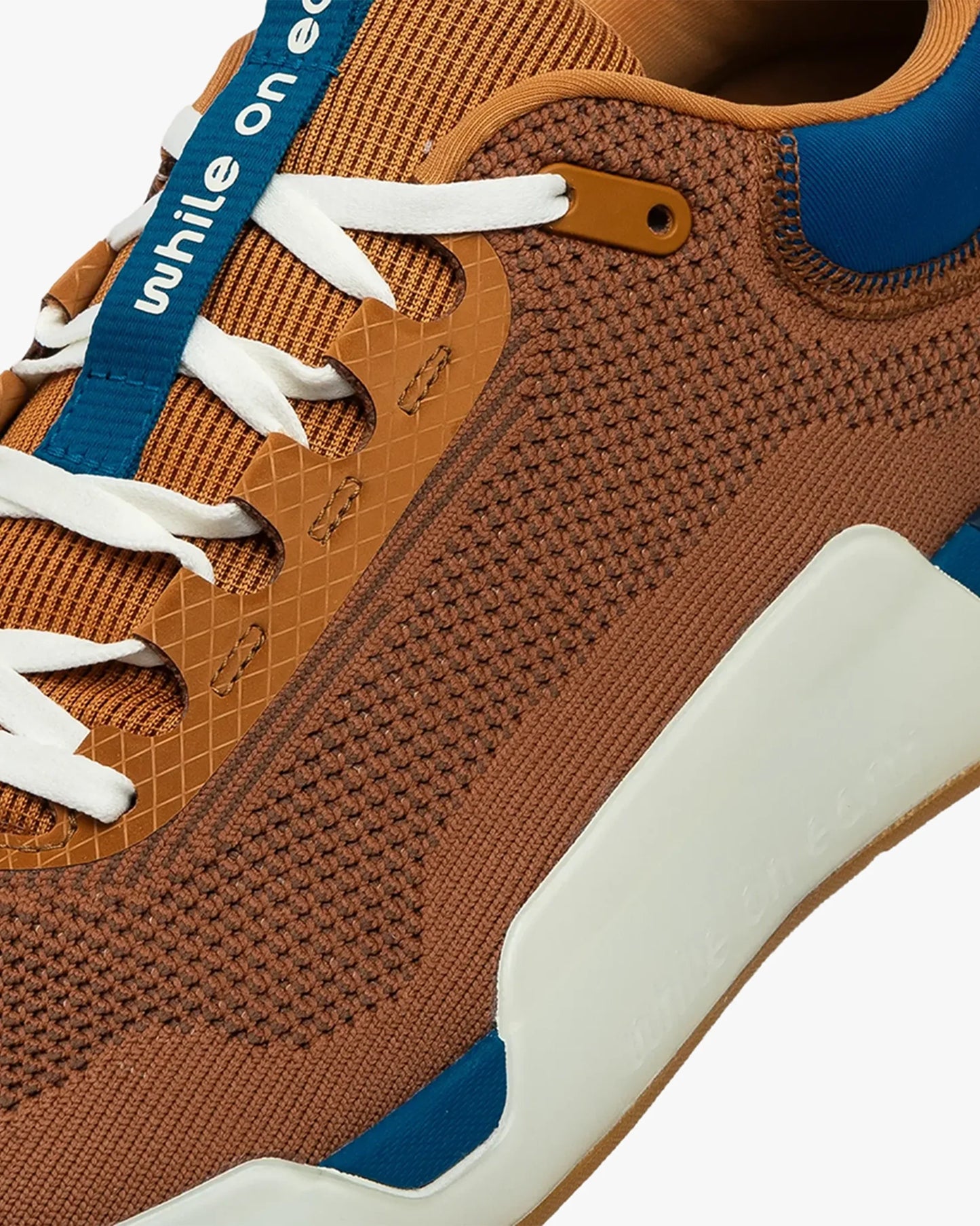 WHILE ON EARTH MOVE TRAINER BARK/OAT - Sole Therapy